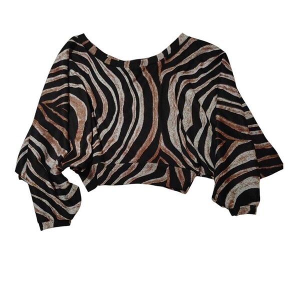 Design Original Tiger Print 2pc Crop Top & Balloon Pant Set - Picture 3 of 6